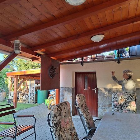 Flamingo Apartman Шопрон Екстериор снимка