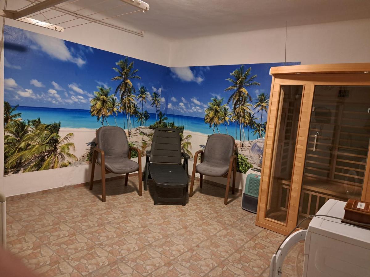Flamingo Apartman Шопрон Екстериор снимка